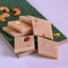 Kaju Katli – Classic Indian Cashew Sweet Delight