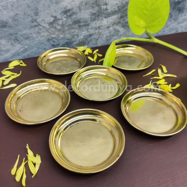 Brass Plate – Set of 6 Pcs | Traditional Brass Plates for Pooja and Dining