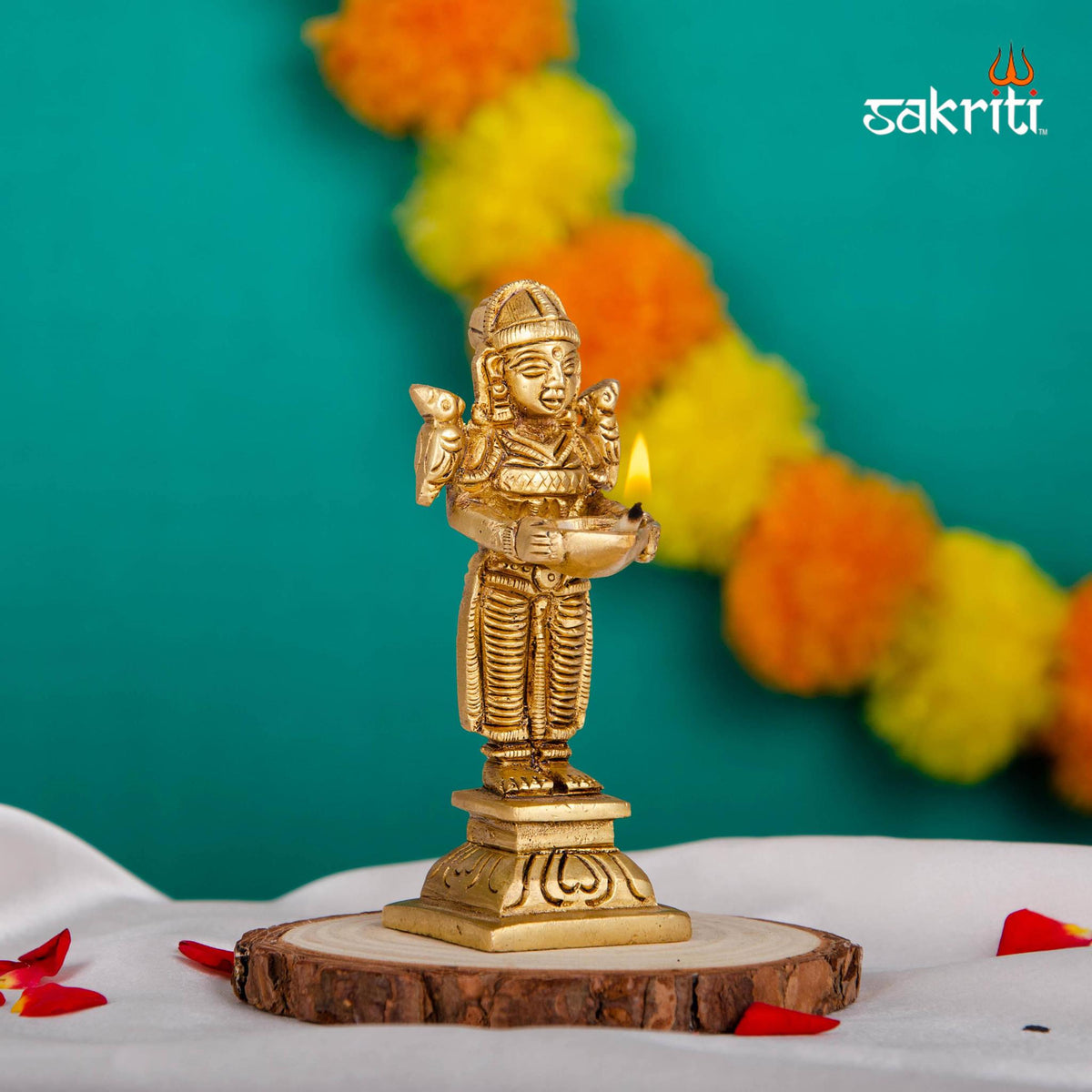 Brass Paavai Vilakku – 4.3 Inch Height | Traditional Brass Lady Lamp for Temple & Diwali Decor