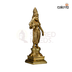 Brass Meenakshi Idol – 6 Inch Height | Goddess Meenakshi Statue for Temple & Wedding Gifting
